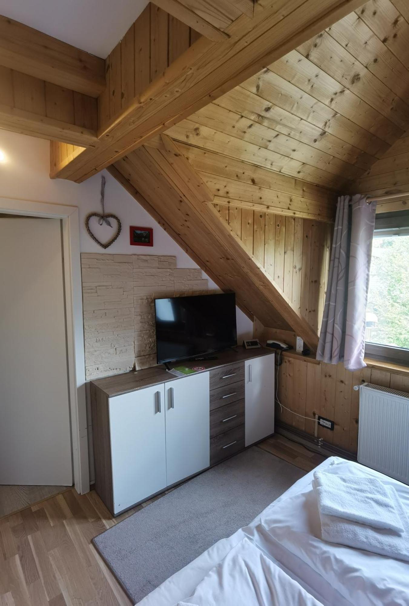 Hotel Tarvisio Four Seasons Zewnętrze zdjęcie
